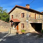 Hostel Rurales La Casa Vieja De Alceda