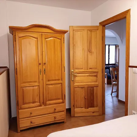 Hostal Rurales La Casa Vieja De