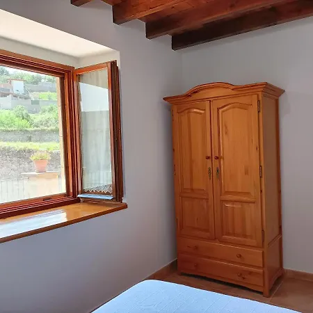 Hostel Rurales La Casa Vieja De