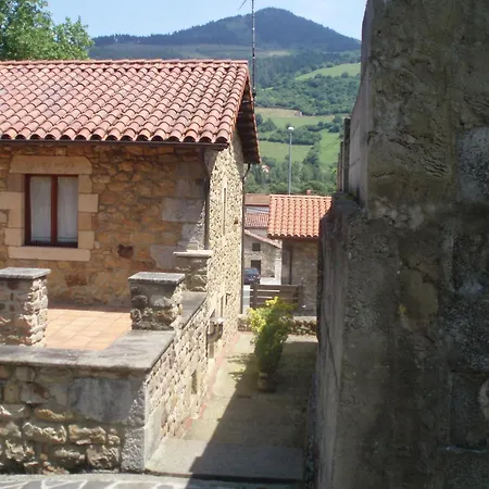Rurales La Casa Vieja De Alceda
