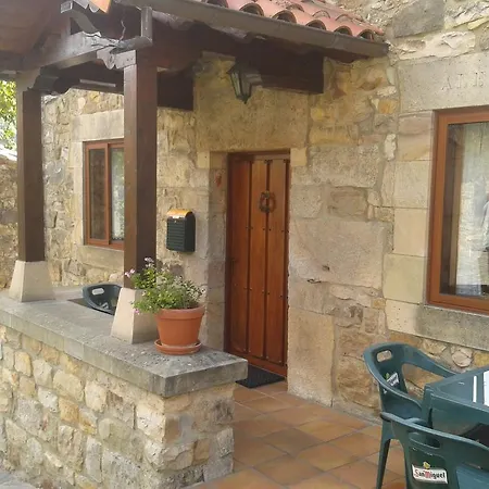 Hostel Rurales La Casa Vieja De Alceda *