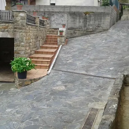 Hostel Rurales La Casa Vieja De