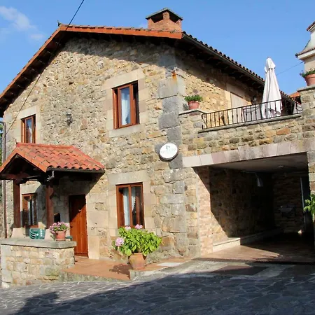 Rurales La Casa Vieja De Alceda Hostel San Vicente de Toranzo