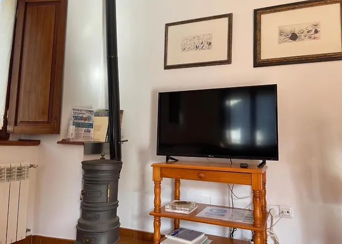 Hostel Rurales La Casa Vieja De Alceda