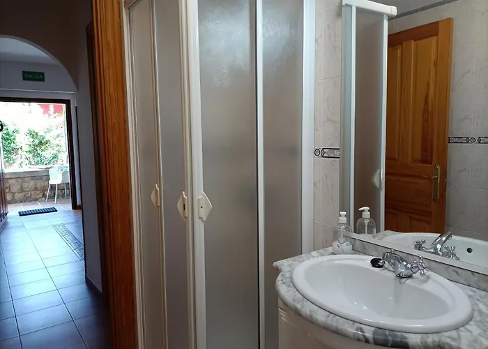 Hostel Rurales La Casa Vieja De