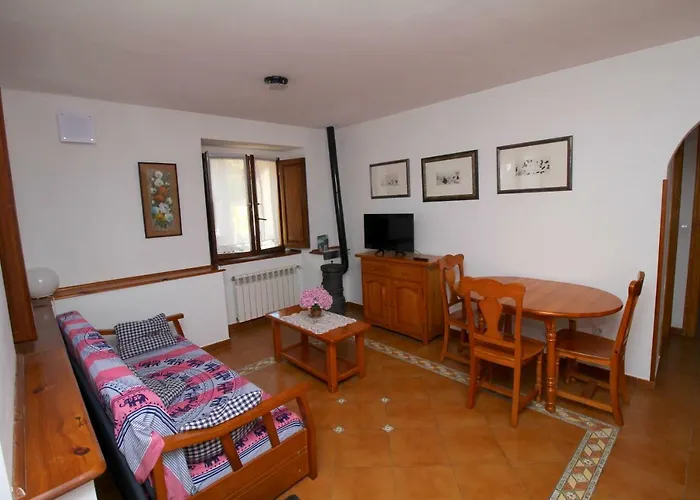 Rurales La Casa Vieja De