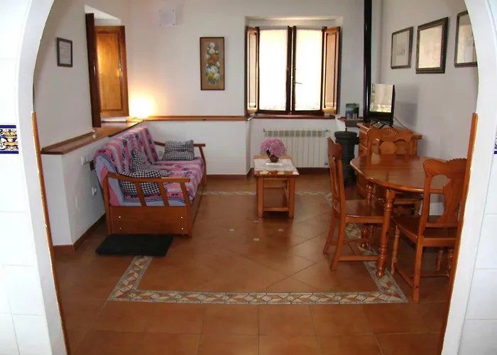 Rurales La Casa Vieja De